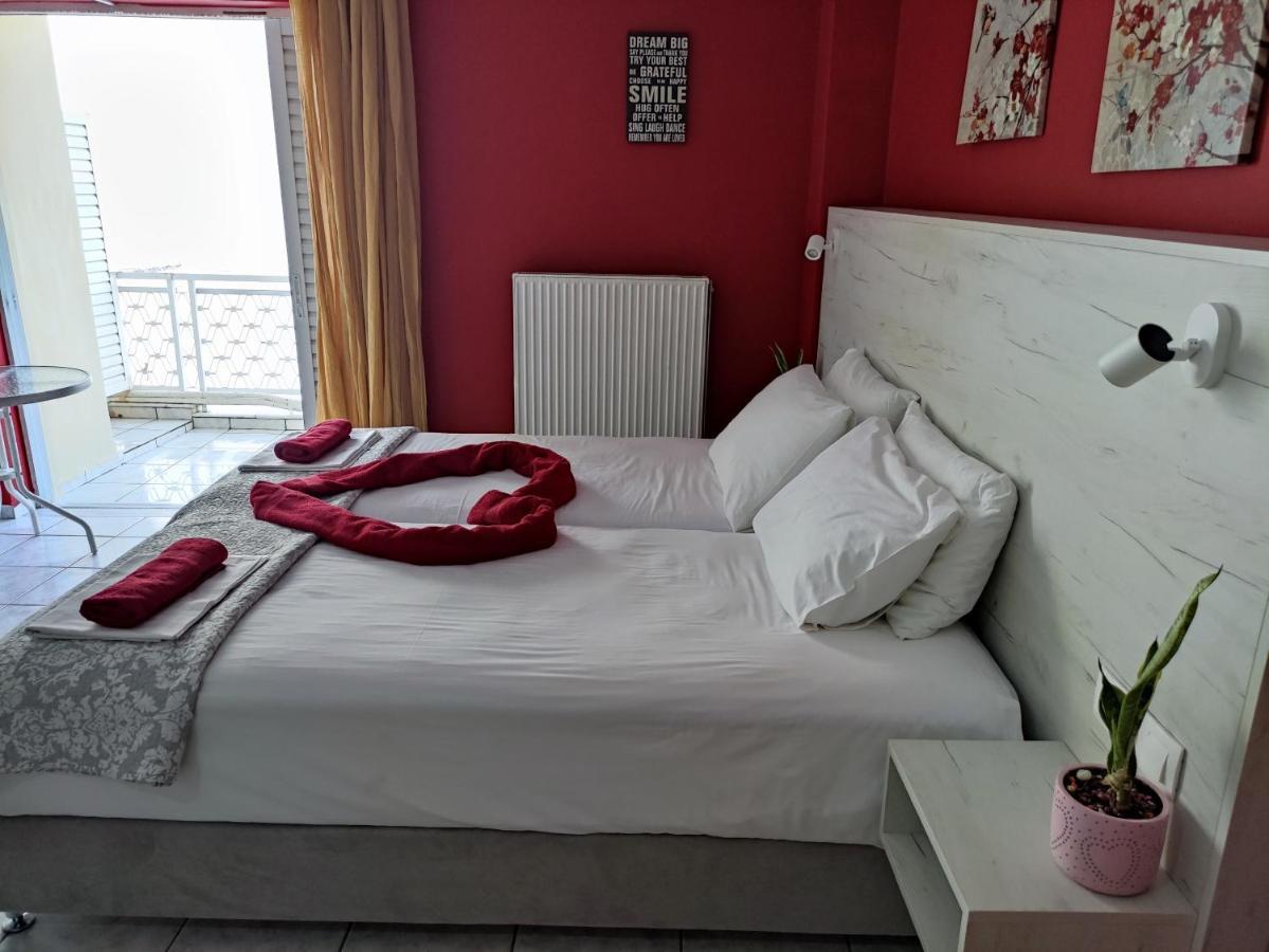 Steps From The Beach Aprt La Canea Exterior foto
