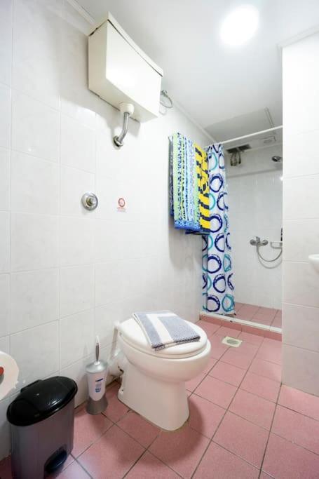 Steps From The Beach Aprt La Canea Exterior foto